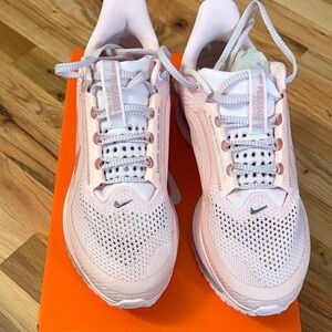 Nike Women's Light Pink Sneakers